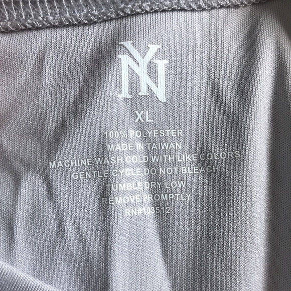 “NY” embroidered men’s New York 100% polyester shirt worn once. Size XL. - Picture 4 of 6